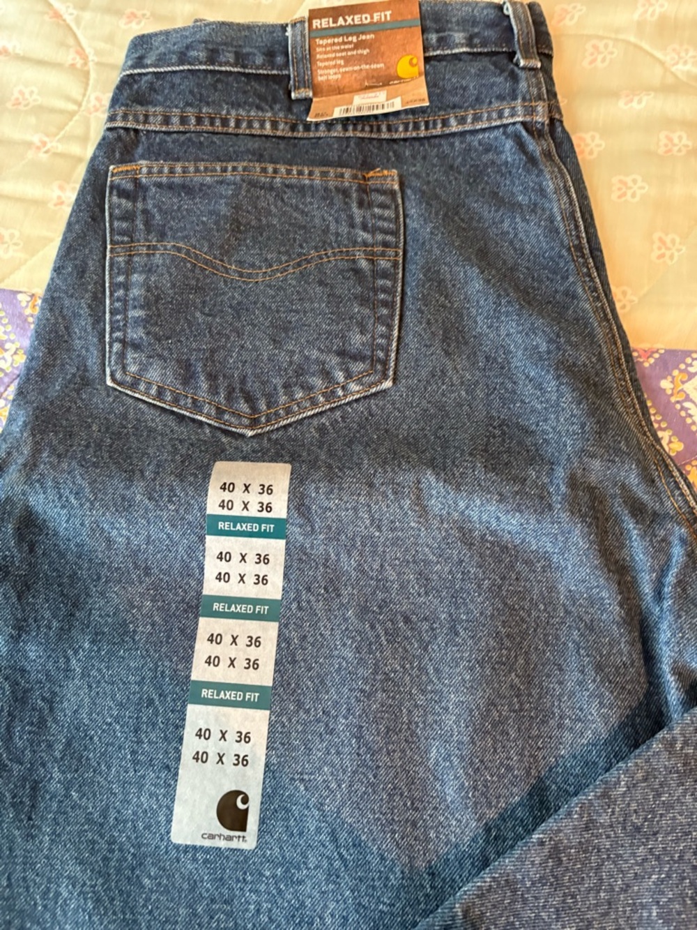 Carhartt Men’s Relaxed Fit Jeans in Dark Wash Blue NWT - Picture 2 of 3